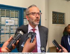 La France réaffirme son engagement auprès de Kinshasa pour l'assainissement et l'amélioration des infrastructures sportiv